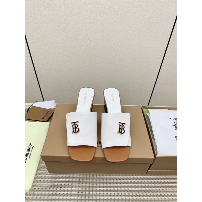 B**rry slippers
